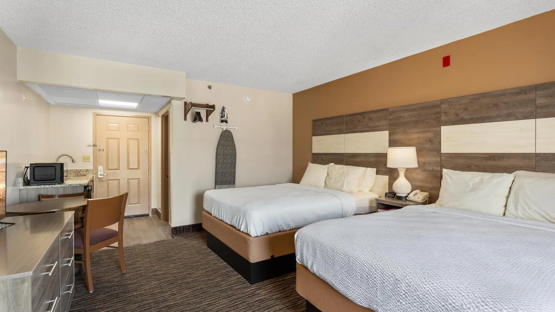 Americana Motor Inn On Boardwalk Ocean City Hotel